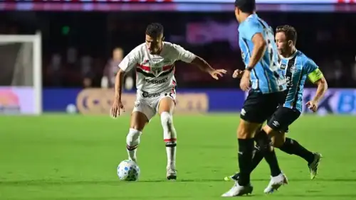 Reforço do São Paulo decide partida e faz seu primeiro gol com a camisa Tricolor!!
