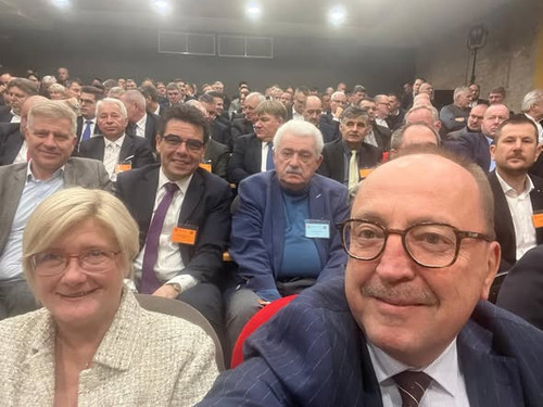 635620705 1279776590633039 1236420338493761900 n.jpg?stp=dst jpg s590x590 tt6& nc cat=109&ccb=1 7& n.jpg