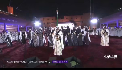 PB5U407 fCUE86Y .jpg