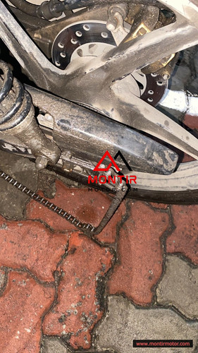 bengkel motor servis rantai