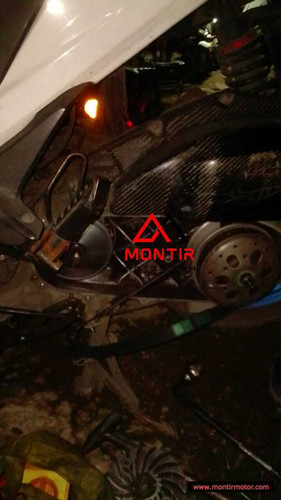 montir motor servis cvt