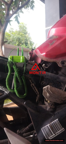 montir motor servis ringan