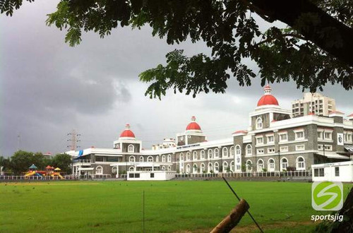 11816882 989639837724365 76076044661817666 n Copy Copy.jpg