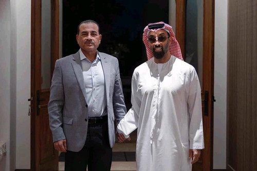 HBWaWi bkAAzRU5.jpg