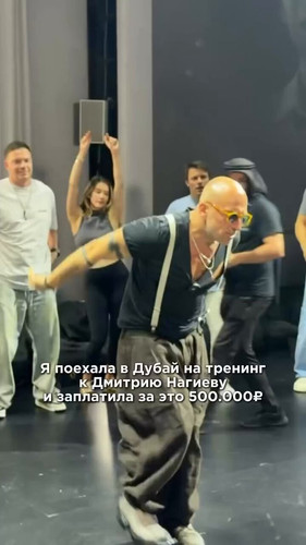 CoYsrolzKqKRDkeI.jpg