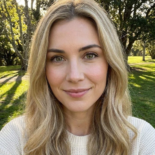 nova ellis.jpg