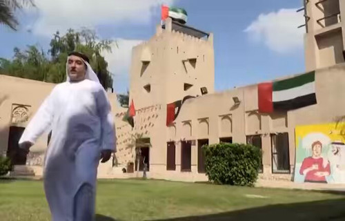 4DDE5XTapUVTQOuy.jpg