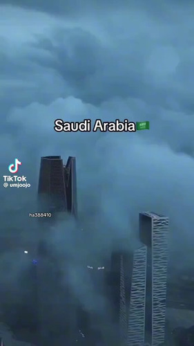 pXzfvxSQ6DUuxt4B.jpg