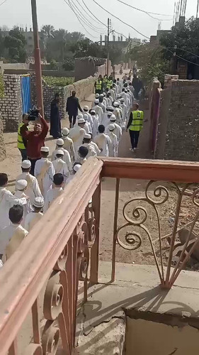 M9GSsOUbKF 7EpDb.jpg