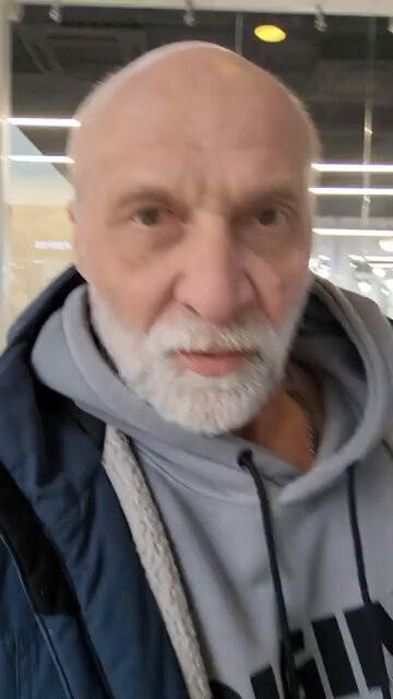 KiFCWf4I0HP6qLTB.jpg
