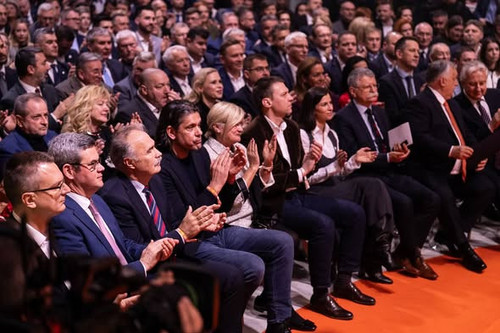 637944442 866370679559424 4143890380003409897 n.jpg?stp=dst jpg s590x590 tt6& nc cat=110&ccb=1 7& nc.jpg