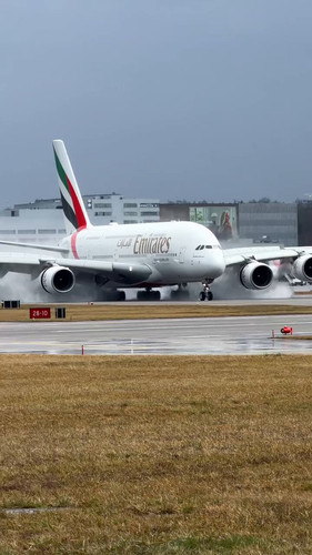 J Ad NKS7TzfRI F.jpg