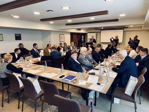 637853616 1375156381083231 1212632731957066652 n.jpg?stp=cp6 dst jpg s590x590 tt6& nc cat=110&ccb=1 .jpg