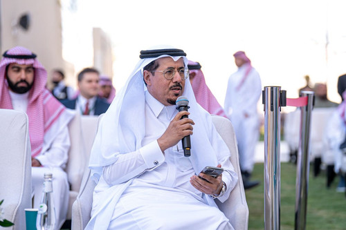 HBS5zmjasAAm9Ln.jpg
