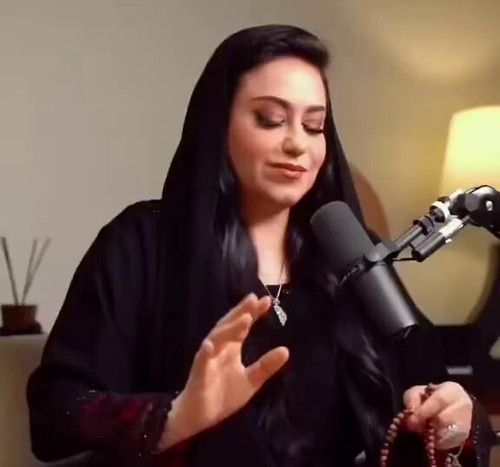 epQ8QomyBRMsYi0K.jpg