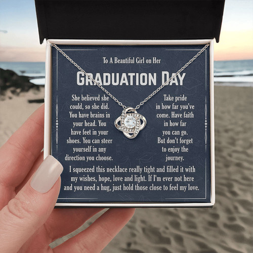 3 TnecklaceGrad1 05.jpg