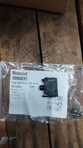 3006032	Pilot ligth block 24 V 10*33.jpg