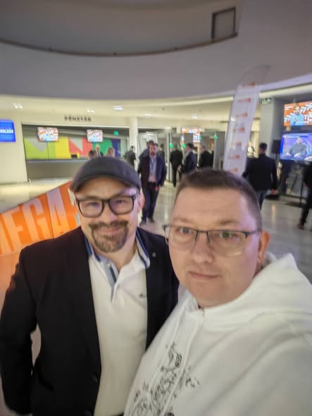 643819448 916506527908432 3642852685842184154 n.jpg?stp=cp6 dst jpegr s590x590 tt6& nc cat=109&ccb=1.jpg