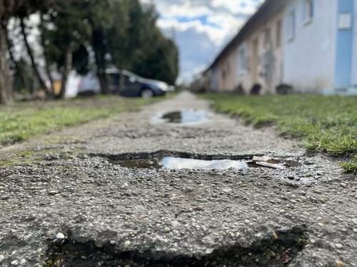 641588691 954950070430670 1152740298708111144 n.jpg?stp=cp6 dst jpg s590x590 tt6& nc cat=109&ccb=1 7.jpg