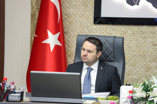 qf8M4MN.md.jpg