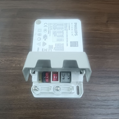 Bo Nguon Ballast Tang Pho Driver Led Philips Xitanium 44W (5).jpg