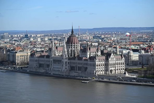 641525867 1454569949366568 1475441477762982142 n.jpg?stp=dst jpg s590x590 tt6& nc cat=109&ccb=1 7& n.jpg