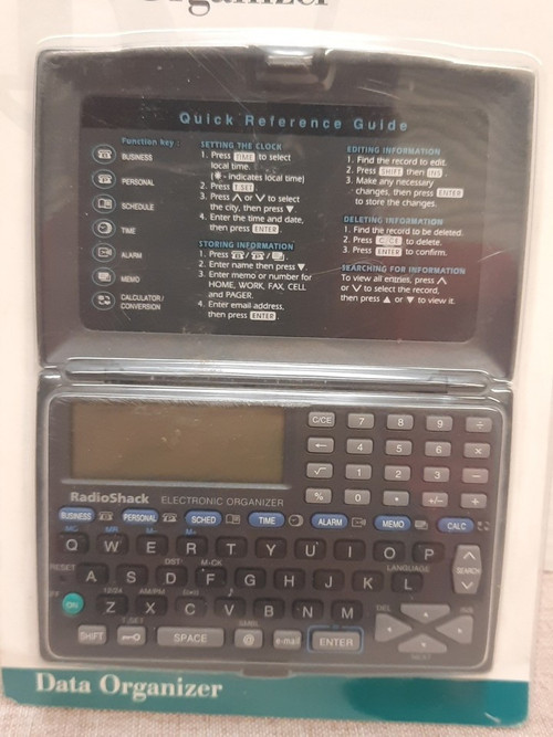 RADIOSHACK 65 1204.jpg