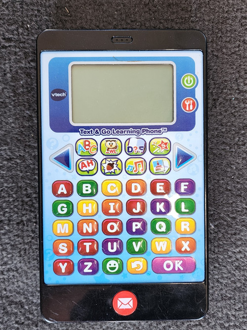 VTech Text & Go Learning Phone.jpg