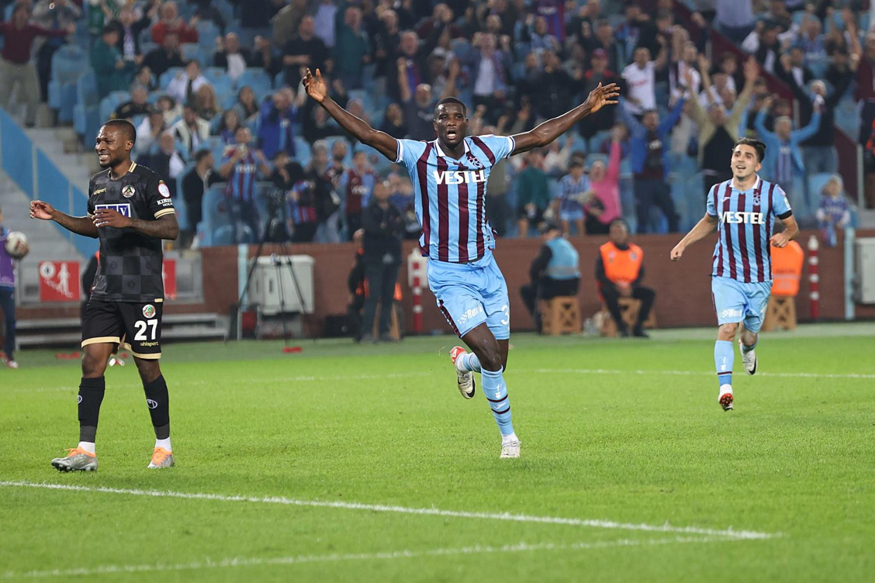 Trabzonspor vs Karagumruk, 00h00 ngày 28/02