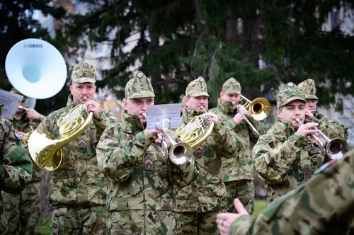 643317688 1446120743540611 8505444579722115714 n.jpg?stp=dst jpg s590x590 tt6& nc cat=107&ccb=1 7& n.jpg