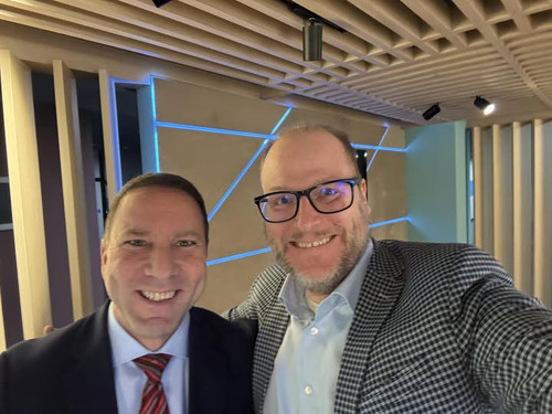 641670246 887505257591780 5540542450162404454 n.jpg?stp=cp6 dst jpg s720x720 tt6& nc cat=100&ccb=1 7.jpg