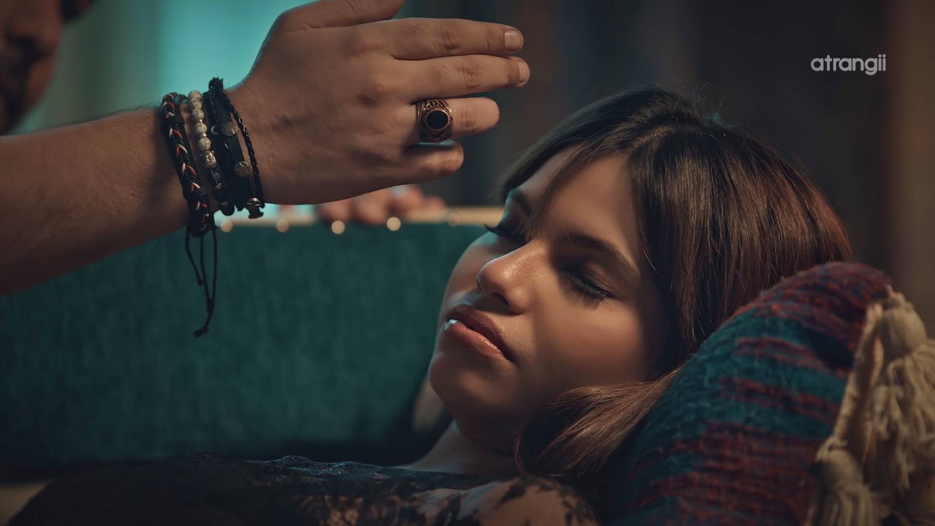 Ishqneeti Part 2 (2026) S01 Atrangii Hindi Web Series 1080p WEB DL 1.9GB(1Filmy4Wap.Cloud).mkv snaps