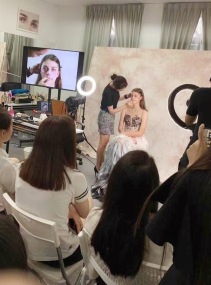 Make up 1.jpg