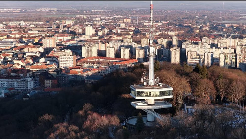 644330039 1537772284384009 7068499383075378806 n.jpg?stp=dst jpg p180x540 tt6& nc cat=111&ccb=1 7& n.jpg