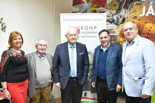 642796049 1482211969933739 6650922687563712880 n.jpg?stp=dst jpg s590x590 tt6& nc cat=103&ccb=1 7& n.jpg