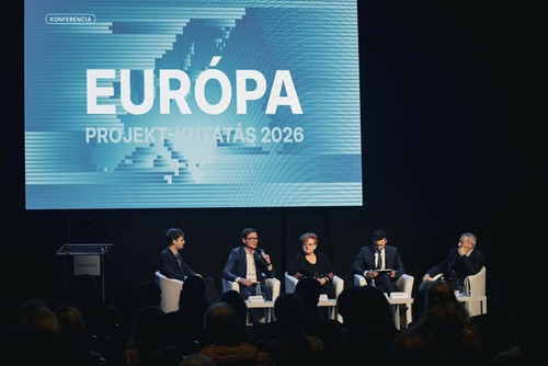 640422454 1227946906166264 2049116037745632483 n.jpg?stp=cp6 dst jpg s590x590 tt6& nc cat=106&ccb=1 .jpg