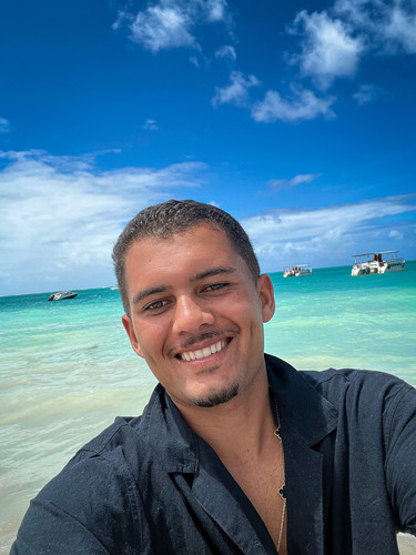 10775817 E2F2 4B87 9F4C 5CB6F3CE1DF6.jpg