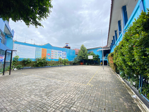 Lapangan Sekolah.jpg