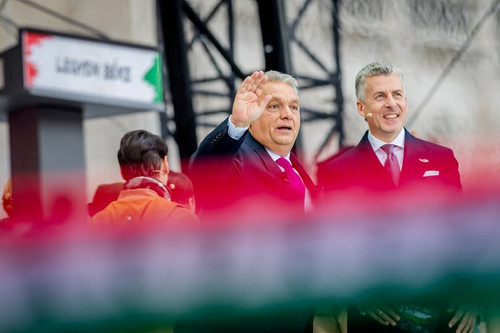 643571355 1320541736604712 7601232583594784420 n.jpg?stp=dst jpg p180x540 tt6& nc cat=109&ccb=1 7& n.jpg