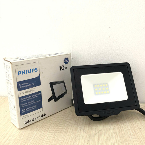 Den pha led Philips BVP150 LED8 CW 240V 10W 950lm 6500K (1)