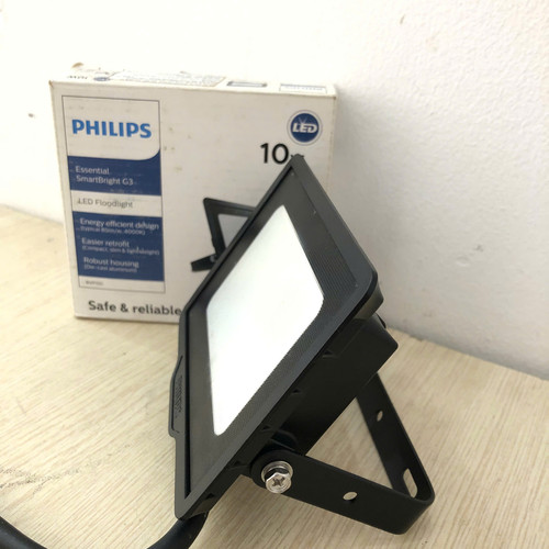 Den pha led Philips BVP150 LED8 CW 240V 10W 950lm 6500K (6)