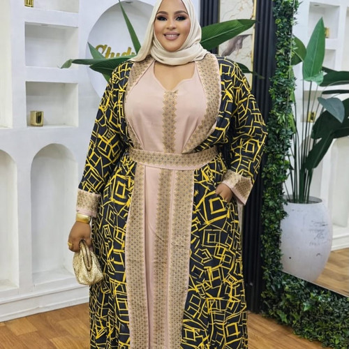 Abaya1.jpg