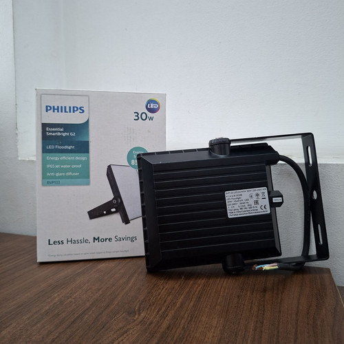 den led floodlight bvp133 led24 ww 30w 3000k 2400lm (2).jpg