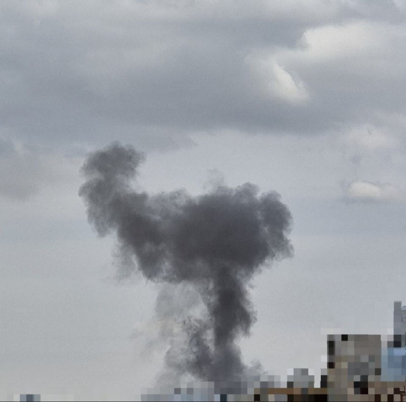 صور توثق غارات على مناطق مختلفة في إيران، خلال اليوم....