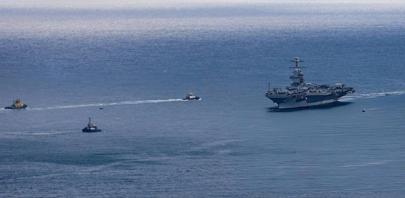 حاملة الطائرات الأمريكية "جيرالد فورد" ترسو في جزيرة كريت بالبحر المتوسط، بعد انتهاء مهامها بالعدوان على إيران....