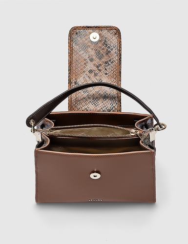 LPWBAG D000695148 8.png