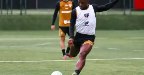 São Paulo trava renovações para promover joias da base