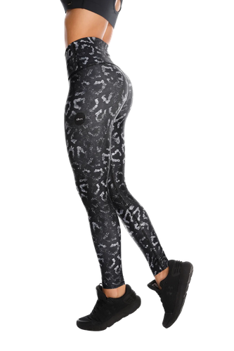 SILVER PANTHER 3.png