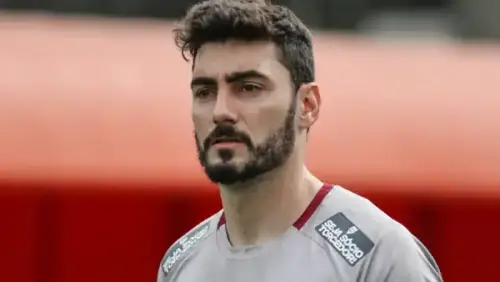 Rafael se aproxima de marca histórica como goleiro do São Paulo no Campeonato Brasileiro