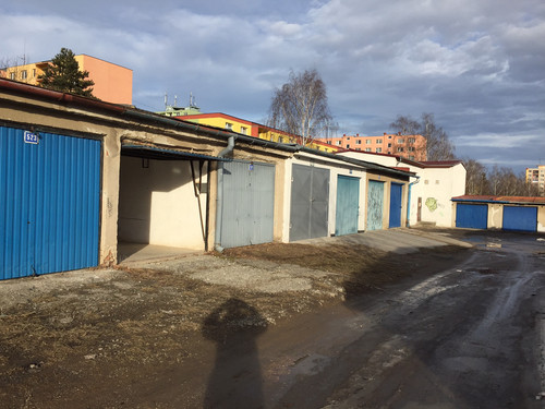 Vlasta Kišová, garáž, Sp. Nová Ves.jpg